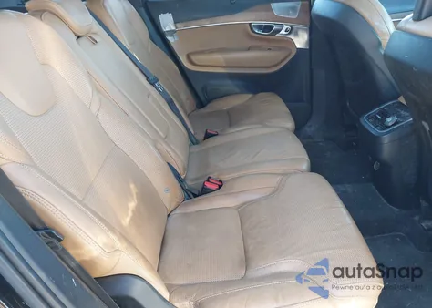 2016 Volvo Xc90 T6 Inscription z USA, uszkodzony, nr VIN YV4A22PL9G1073668